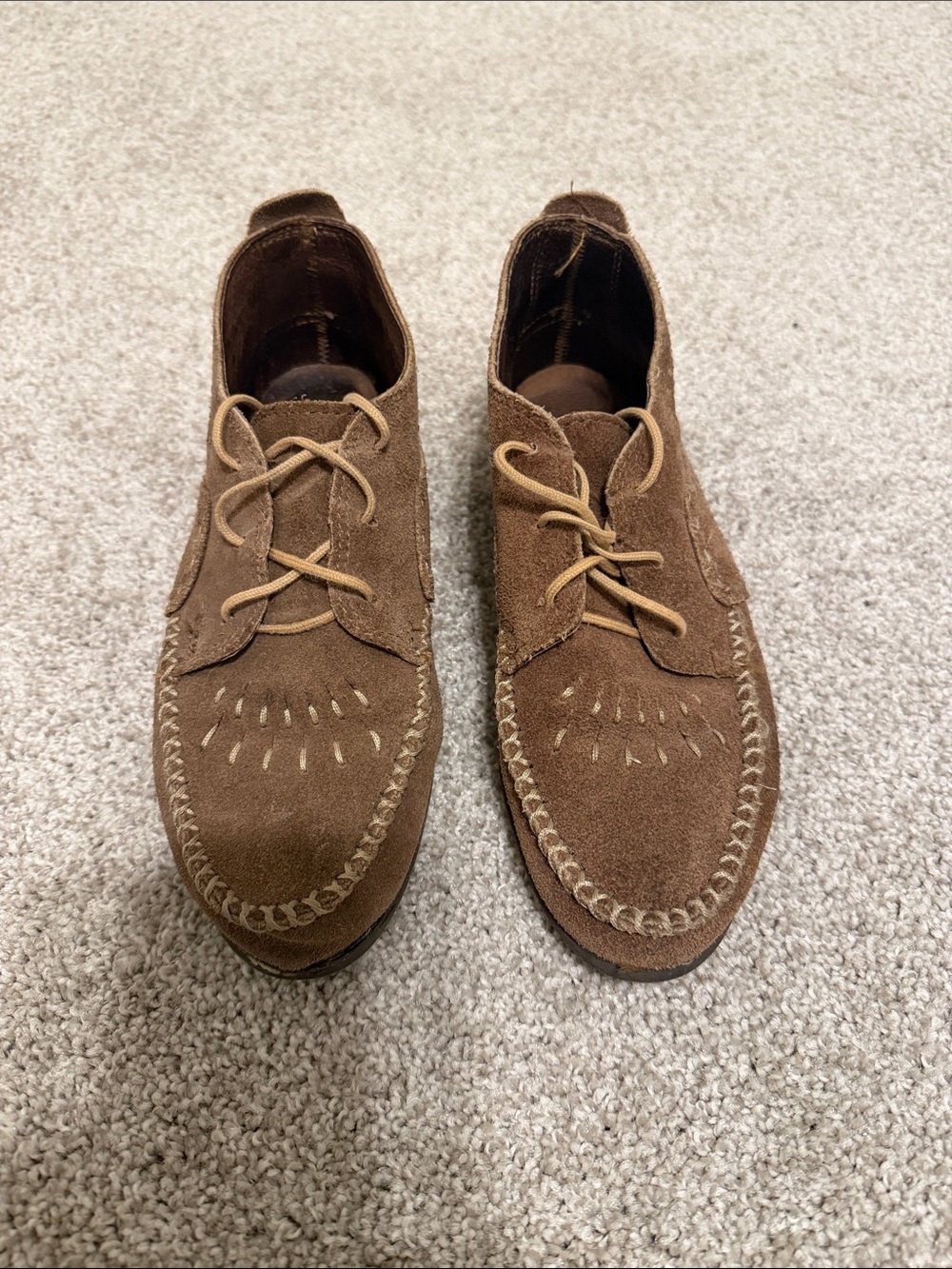 Minnetonka Brown Suede Moccasin Lace-Up Flats